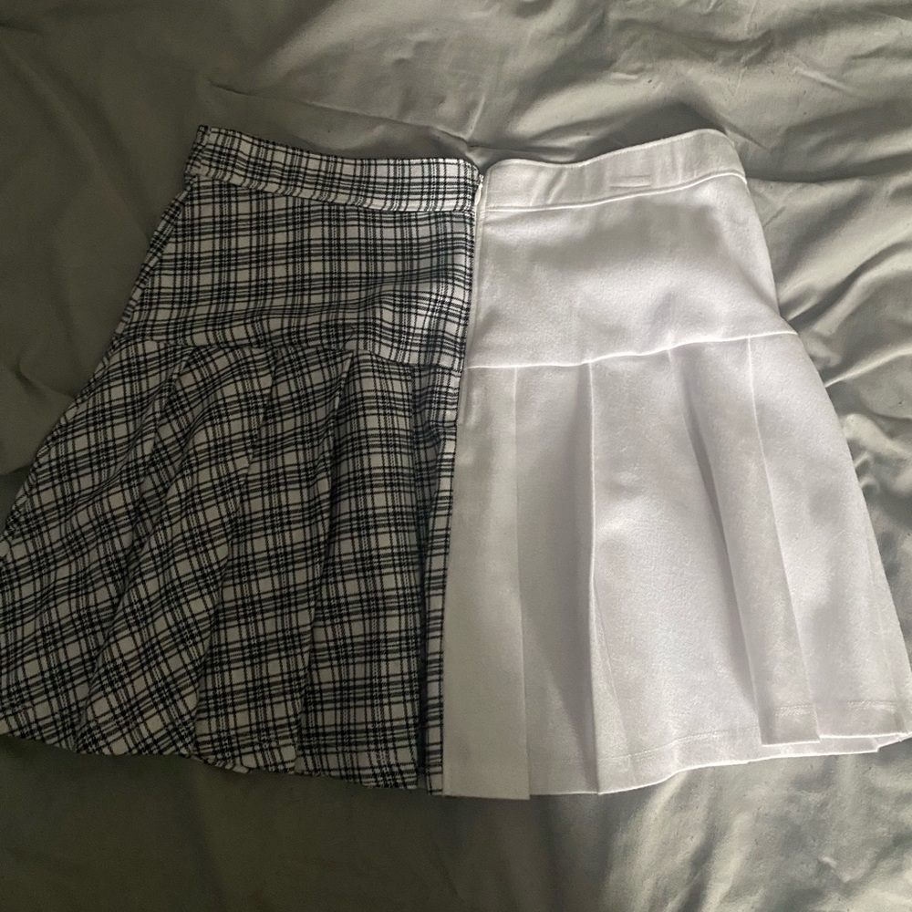 Hollister High Rise Pleated Mini Skirt